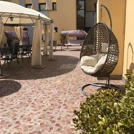 Ebe Hotel