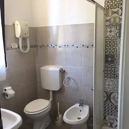 Ebe מלון סן פיירו א סייבה