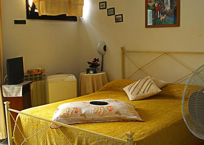 Hotell Ebe 3*